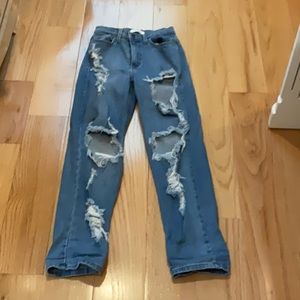 Vibrant ripped jeans size 24